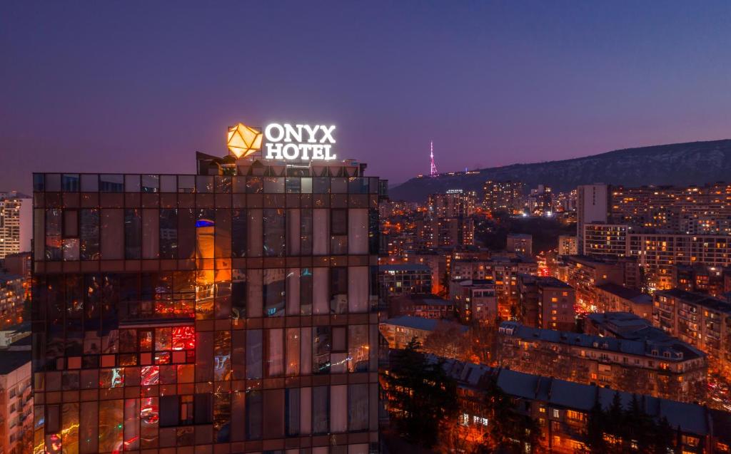 Onyx Hotel